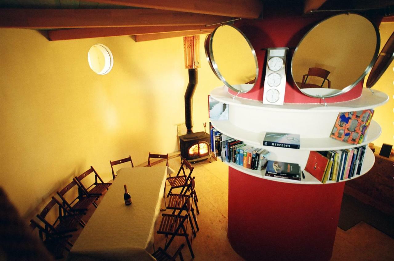 Villa Art Tower à Vratimov Extérieur photo